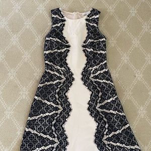 DIANE VON FURSTENBERG NUDE DRESS BLACK LACE SIZE 4